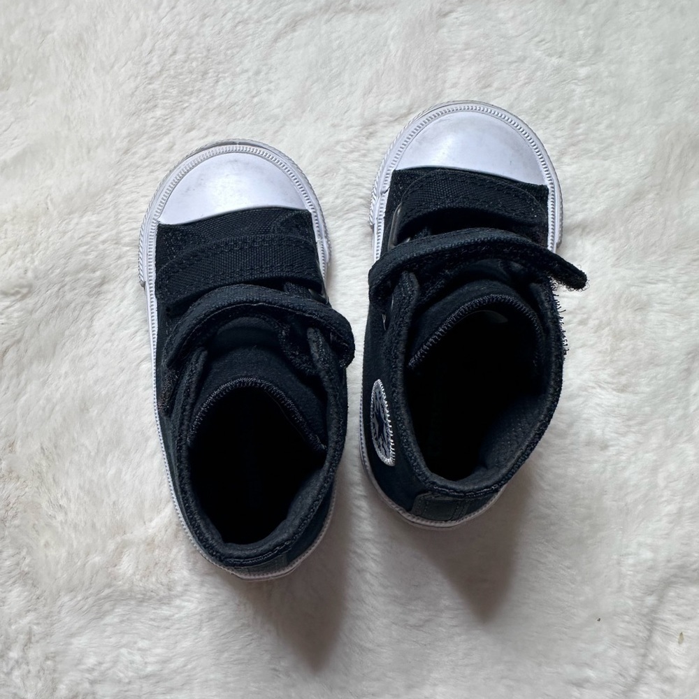 Converse Chuck Taylor Kids Shoes - Picture 5 of 7